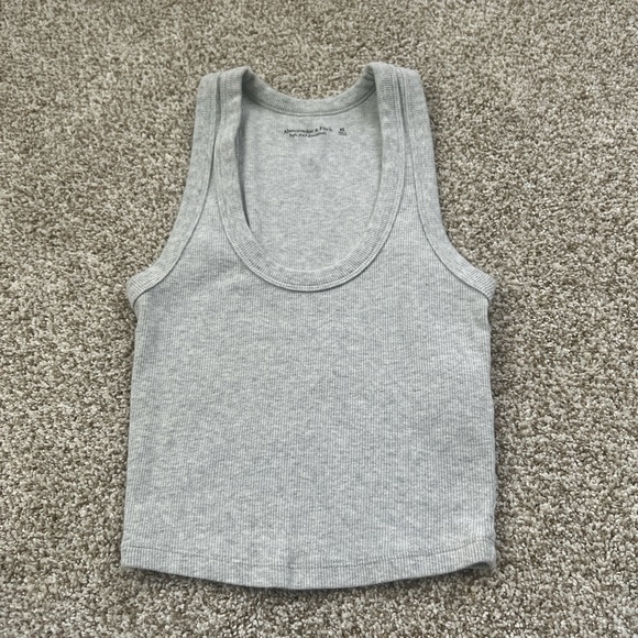 Gray Ribbed Tank Top - Picture 1 of 2